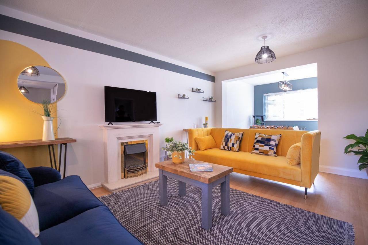 Saltbox Properties- Large!! 3 Bed, 3 Bath House, Parking, Fast Wifi, Town Centre Location! Sleeps 6 Ashby-de-la-Zouch Eksteriør billede