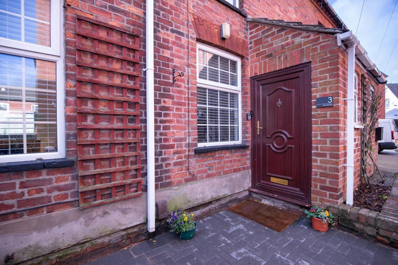 Saltbox Properties- Large!! 3 Bed, 3 Bath House, Parking, Fast Wifi, Town Centre Location! Sleeps 6 Ashby-de-la-Zouch Eksteriør billede